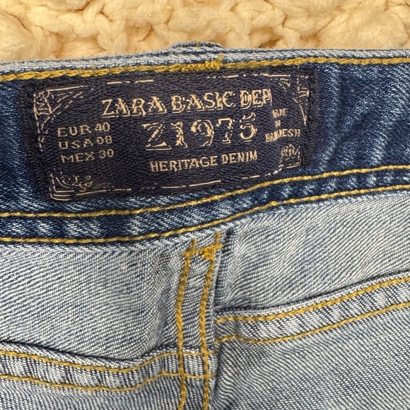 Zara Women's Blue Distressed Jeans.            #24 - Picture 10 of 13